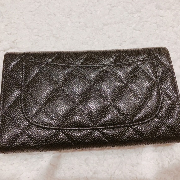 Classic trifold flap long black caviar wallet - Picture 3 of 4